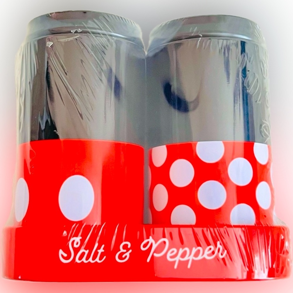 Disney Mickey and Minnie Salt & Pepper Shakers